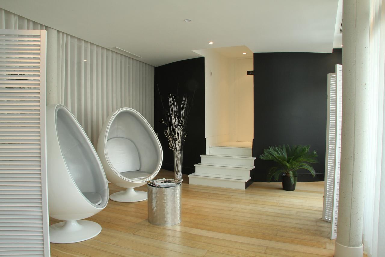 Le Cesar Hotel Provins Bagian luar foto
